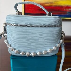 Bloomingdale's Pale Blue Faux Epi Lthr Crossbody Vanity Case w/Faux Pearl Chain💙